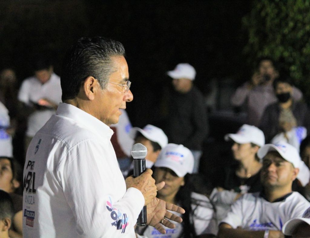 35 mil becas a jóvenes para un mejor futuro: Abel Espinoza